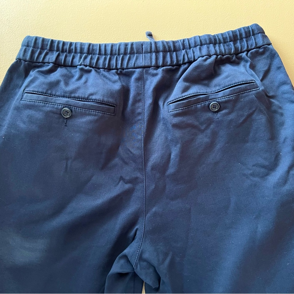 Banana Republic | “Traveler Jogger” with Relaxed Tapered Fit in Navy Blue - M - Picture 3 of 5